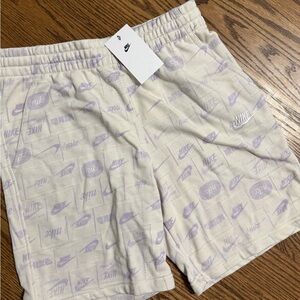 Nike Cream and Lavender Standard Fit Shorts — Youth XL